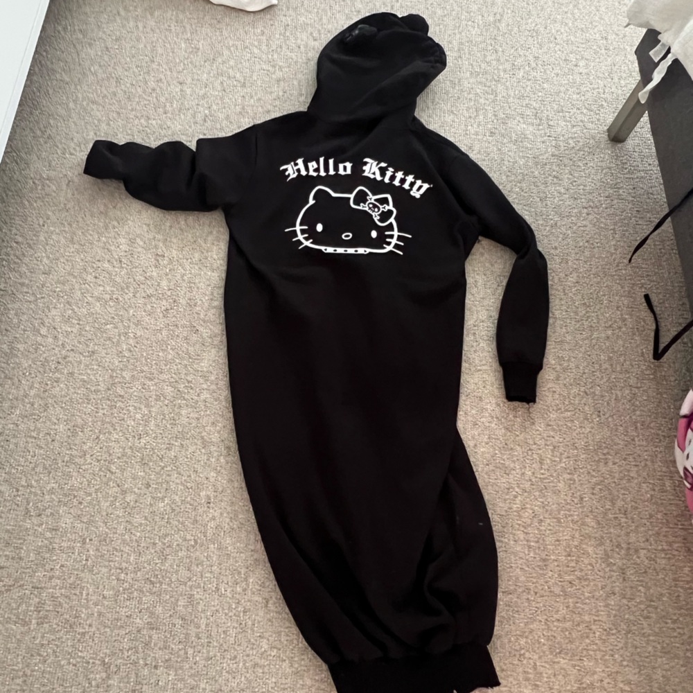 DOLLS KILL HELLO KITTY RARE ROBE ZIP UP OPIUM - Picture 2 of 5